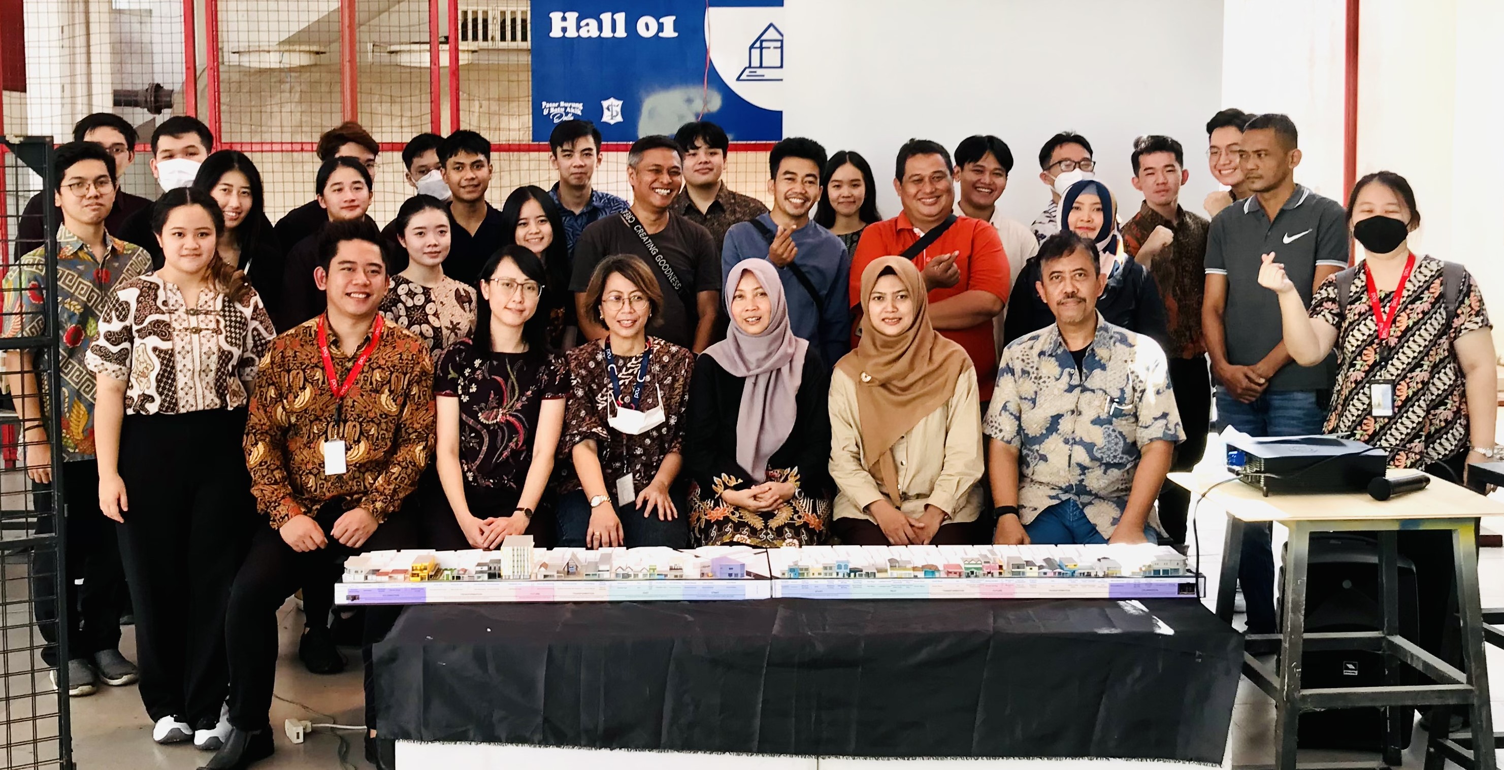 seminasi dan Pameran Karya Revitalisasi Desain Pasar Burung dan Koridor Jalan Dolly Saiki